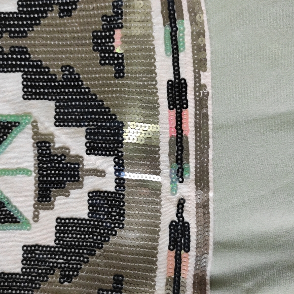 Express geometric patterned skirt - Picture 5 of 7